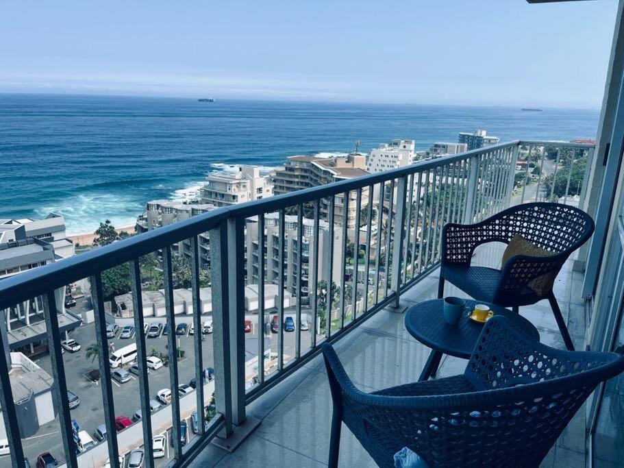 Coastal View @ 1304 La Apartment